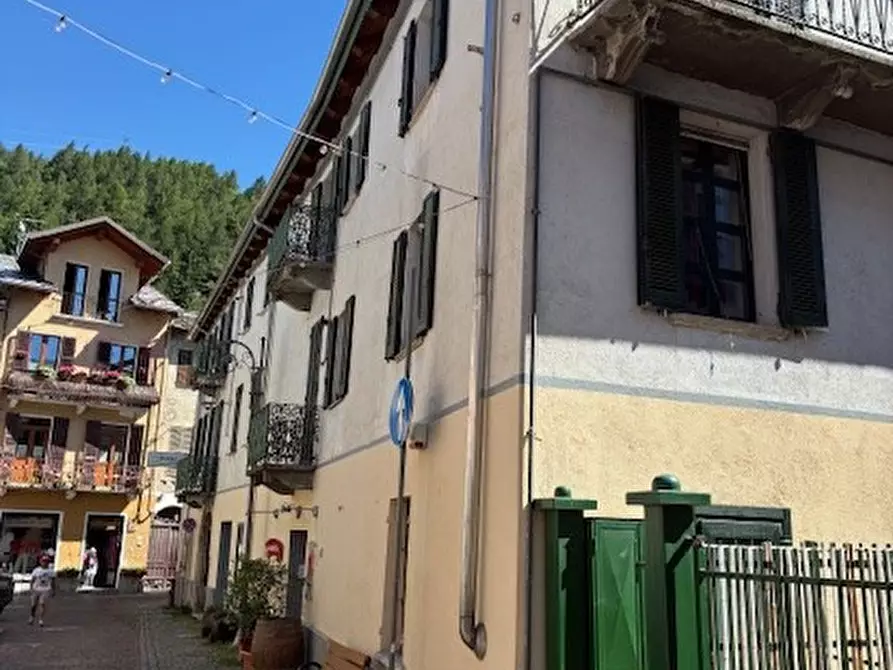 Immagine 5 di Appartamento in vendita  in VIA ROLLAND FAURE 3 a Oulx