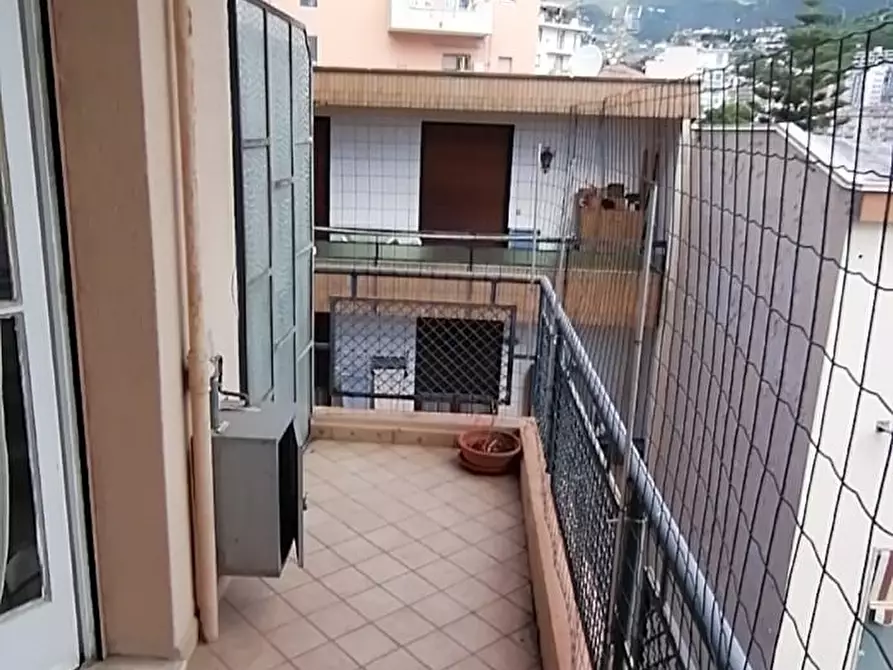 Immagine 2 di Appartamento in vendita  in Corso Inglesi 309 a San Remo