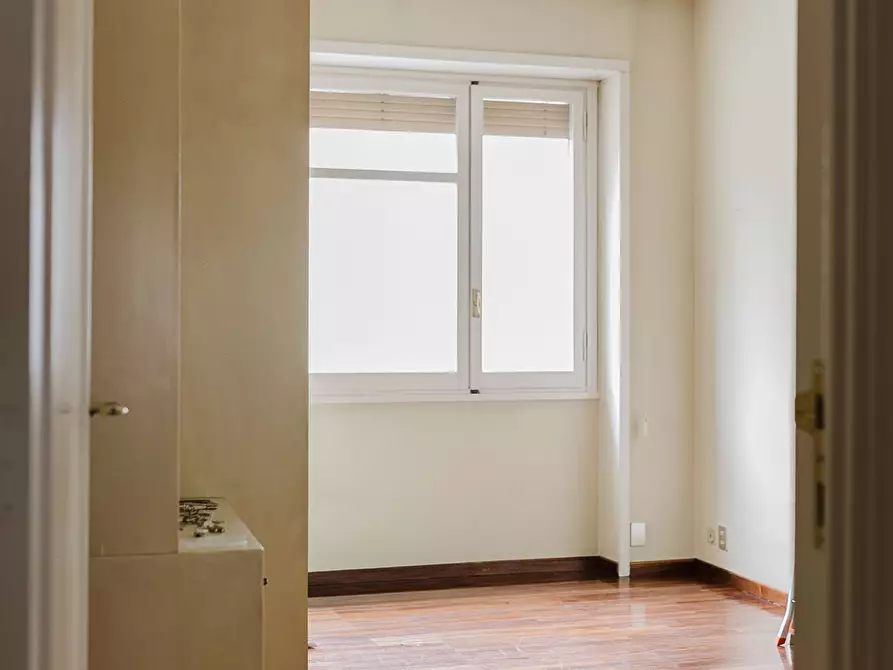 Immagine 8 di Appartamento in vendita  in via San Pio V a Torino