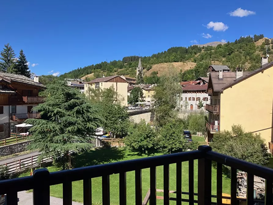 Immagine 6 di Appartamento in vendita  in Via Roma a Cesana Torinese