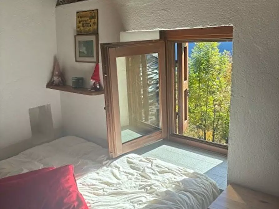 Immagine 1 di Casa indipendente in vendita  in VIA FENILS 19 a Salbertrand