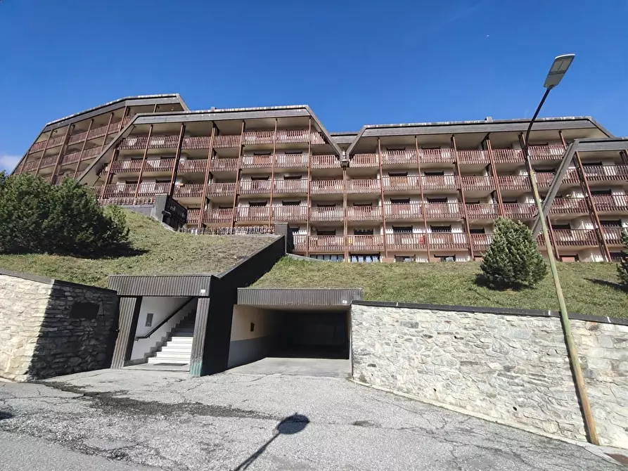 Immagine 5 di Appartamento in vendita  in via Gleisa 6 a Sestriere