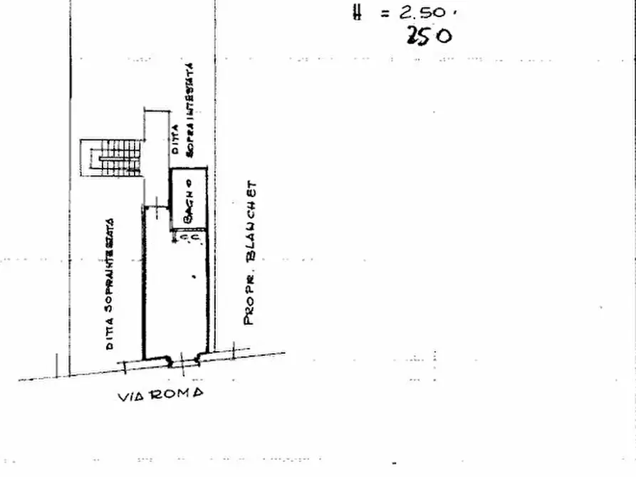 Immagine 7 di Appartamento in vendita  in Via Roma a Cesana Torinese
