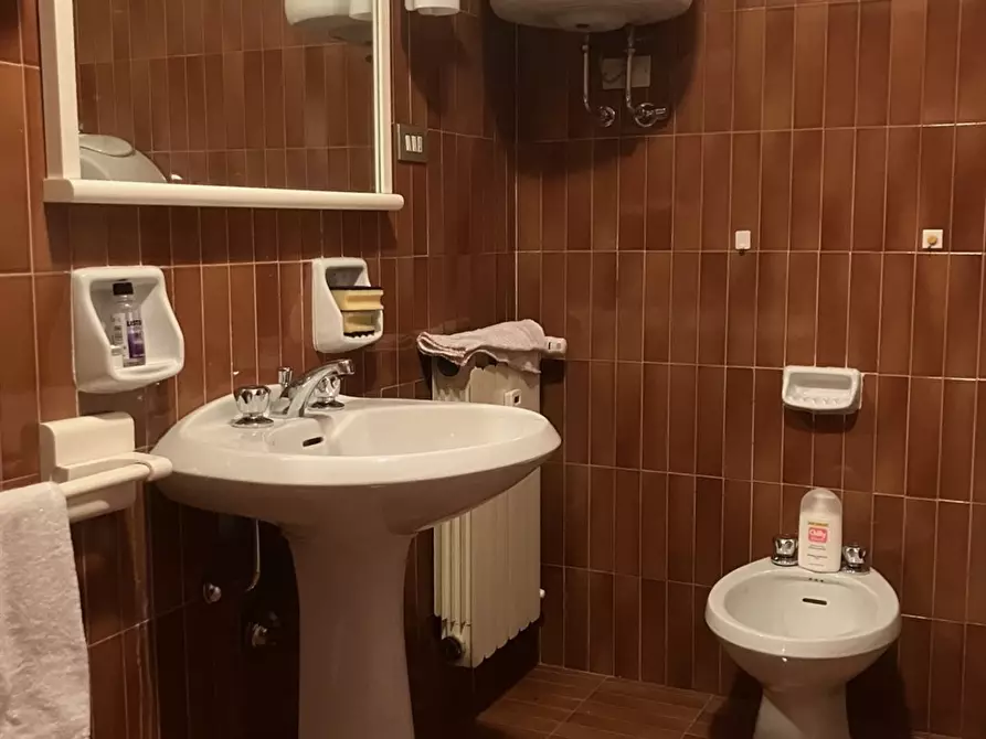 Immagine 4 di Appartamento in vendita  in Via Roma a Cesana Torinese