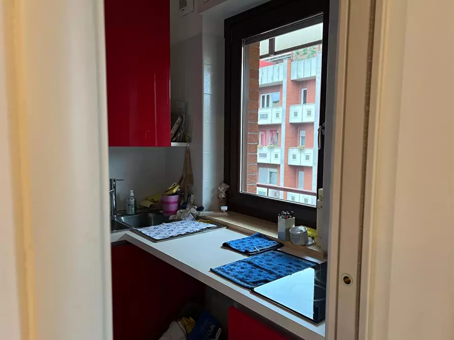 Immagine 2 di Appartamento in vendita  in via Cellini 7 a Torino