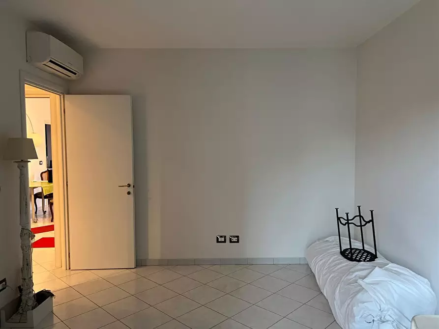 Immagine 8 di Appartamento in vendita  in via Cellini 7 a Torino