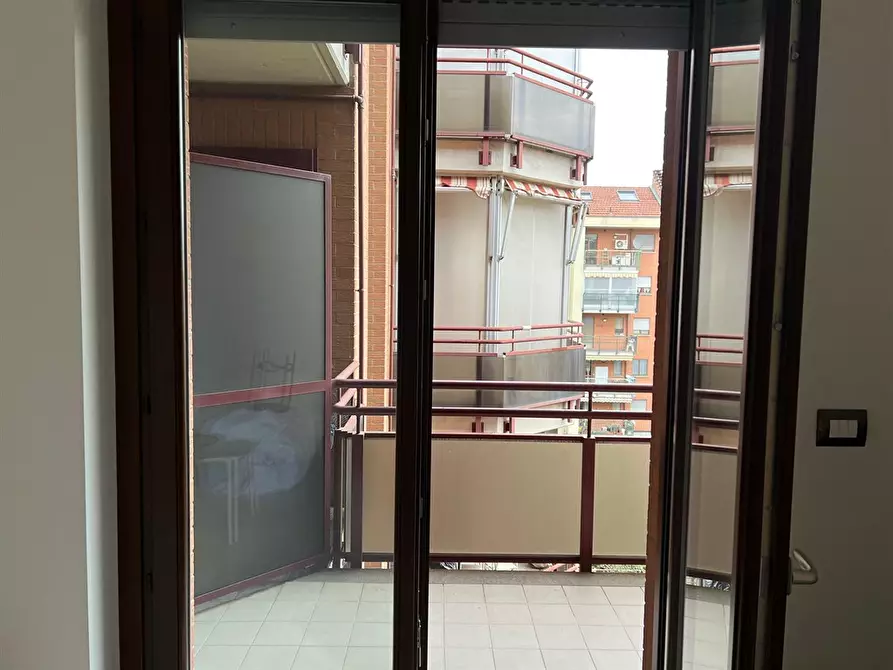 Immagine 9 di Appartamento in vendita  in via Cellini 7 a Torino