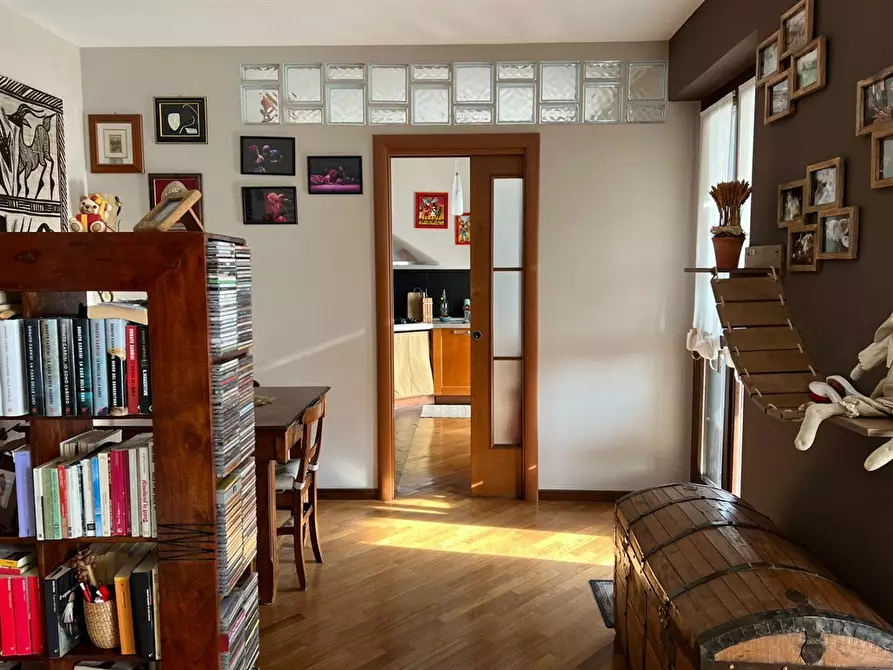 Immagine 3 di Appartamento in vendita  in Via Vincenzo Monti a Orbassano