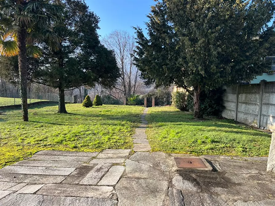 Immagine 2 di Casa indipendente in vendita  in Strada Vecchia di Bricherasio a Luserna San Giovanni