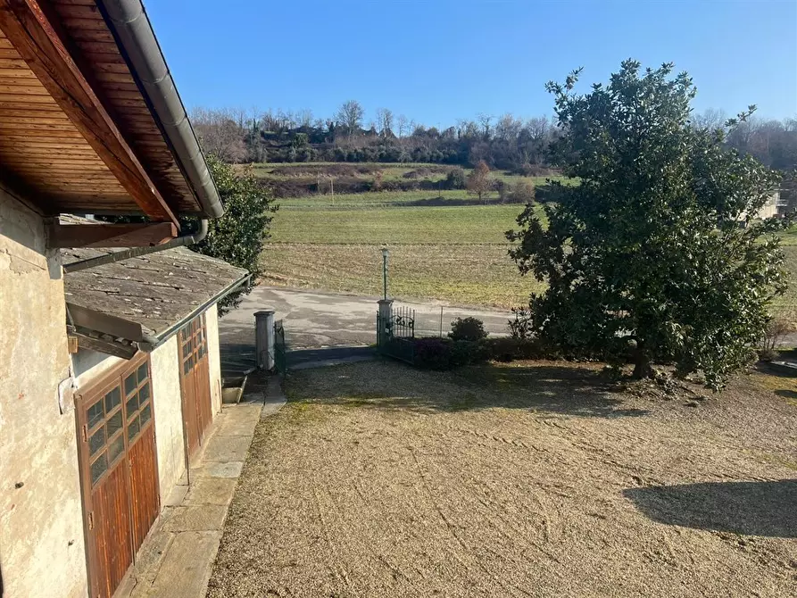 Immagine 1 di Casa indipendente in vendita  in Strada Vecchia di Bricherasio a Luserna San Giovanni