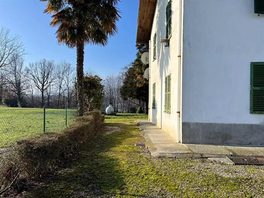 Immagine 3 di Casa indipendente in vendita  in Strada Vecchia di Bricherasio a Luserna San Giovanni