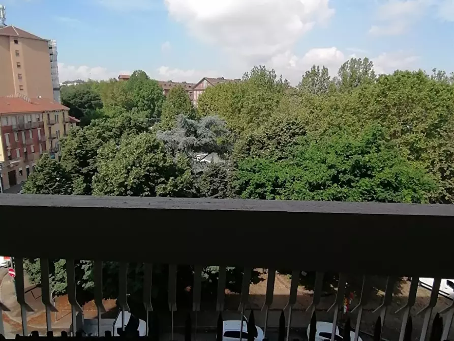 Immagine 5 di Appartamento in vendita  in Piazzale San Gabriele di Gorizia 175 a Torino