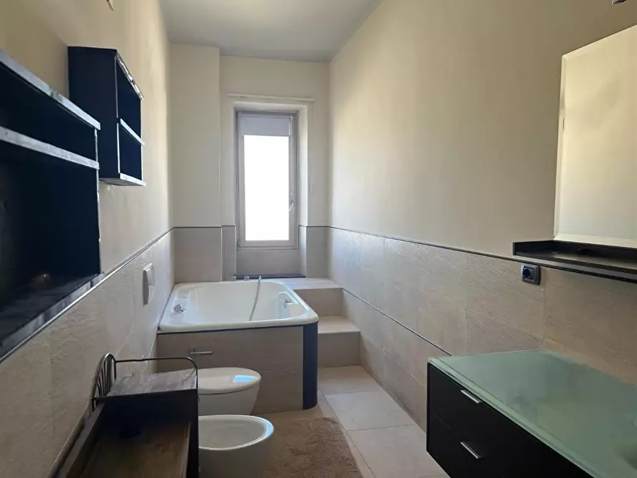 Immagine 4 di Appartamento in affitto  in corso Vittorio Emanuele 170 a Torino
