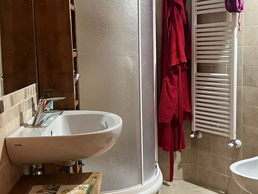 Immagine 2 di Appartamento in affitto  in Via Roma a Cesana Torinese