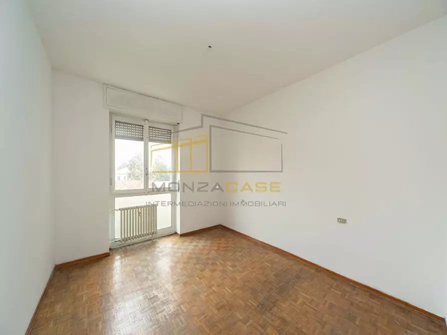 Immagine 1 di Appartamento in vendita  in Via Ardigò 1 a Monza