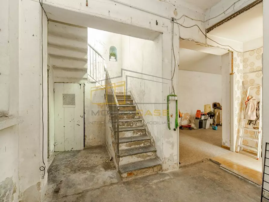 Immagine 6 di Magazzino in vendita  in via statuto 51 a Lissone