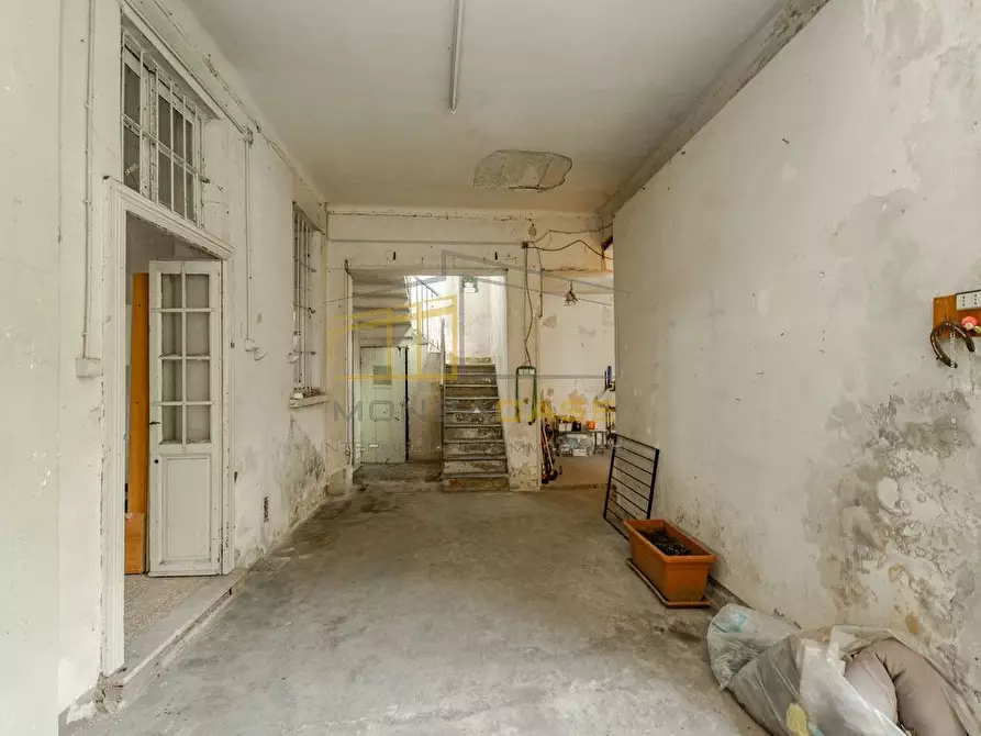 Immagine 5 di Magazzino in vendita  in via statuto 51 a Lissone