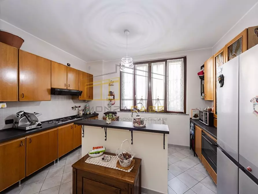 Immagine 7 di Villa in vendita  in via Mazzini 11 a Roncello