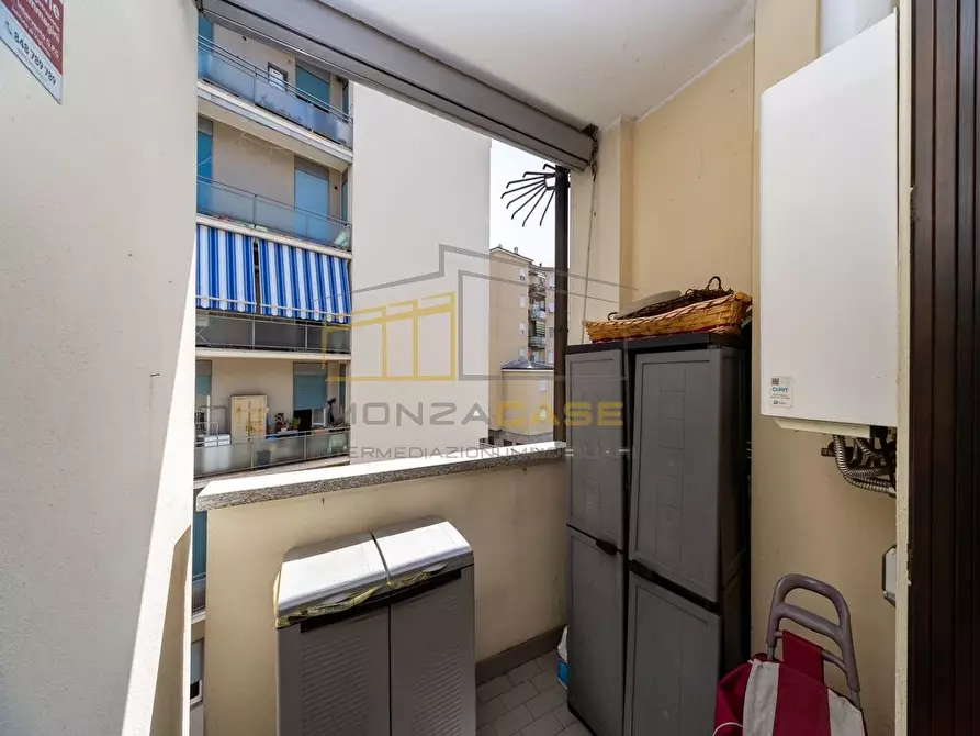 Immagine 1 di Appartamento in vendita  in Via Guerrazzi 6 a Monza