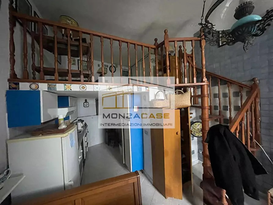 Immagine 6 di Magazzino in vendita  a Riomaggiore