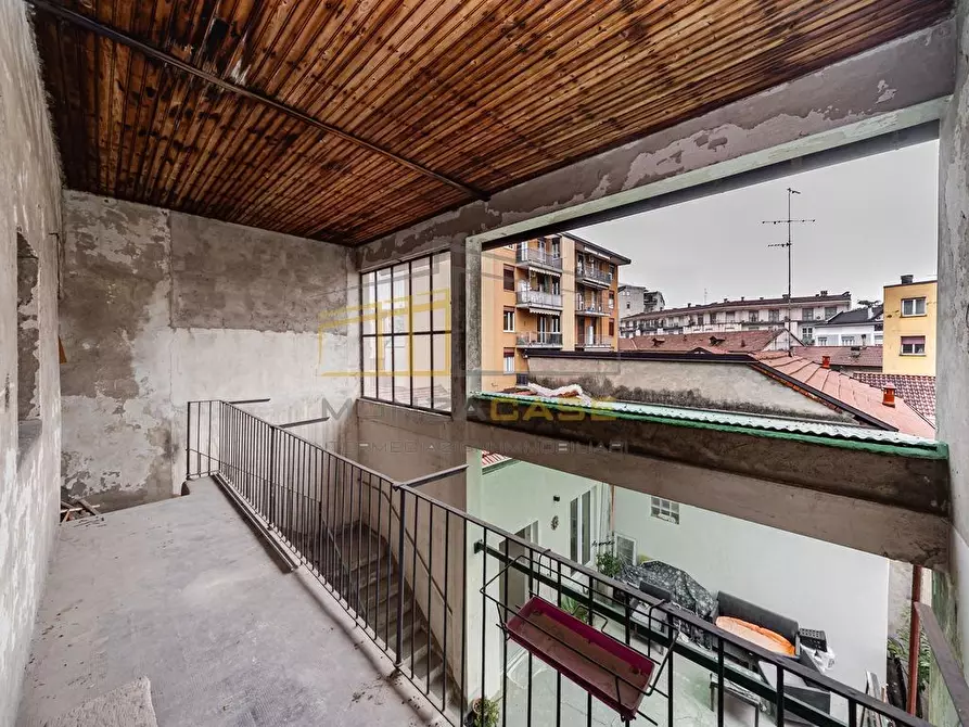 Immagine 9 di Appartamento in vendita  in via Statuto 51 a Lissone