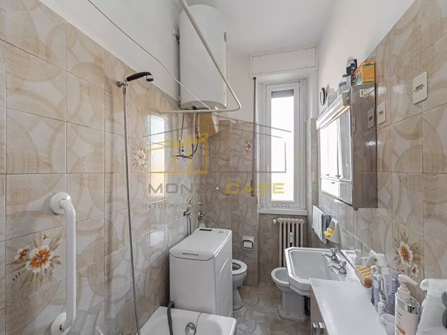 Immagine 8 di Appartamento in vendita  in Via Umbria 3 a Monza