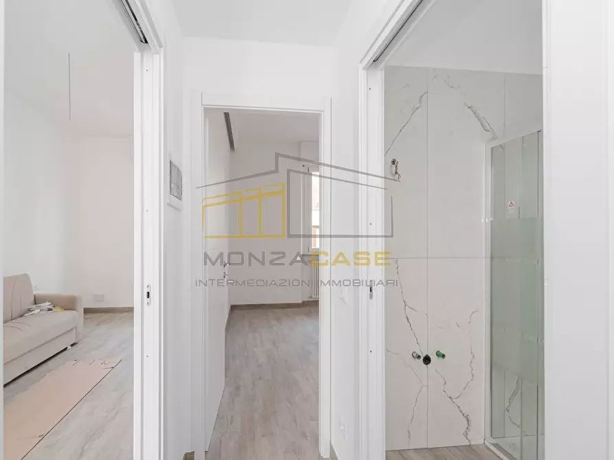 Immagine 7 di Appartamento in vendita  in via volta 41 a Lissone