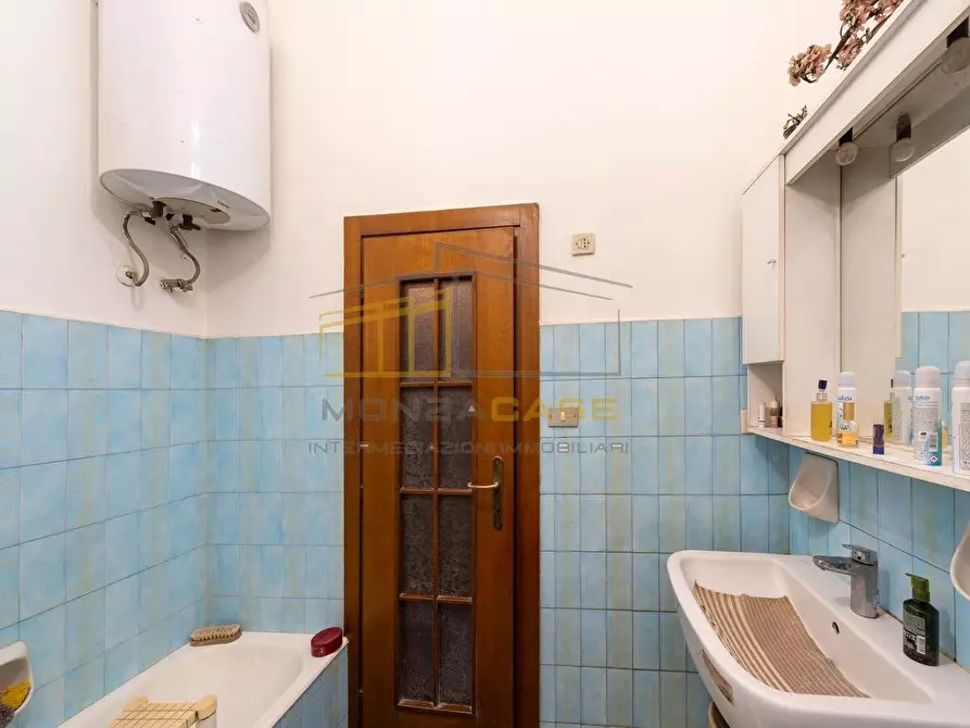 Immagine 6 di Villa in vendita  in Via Benaco 10 a Monza