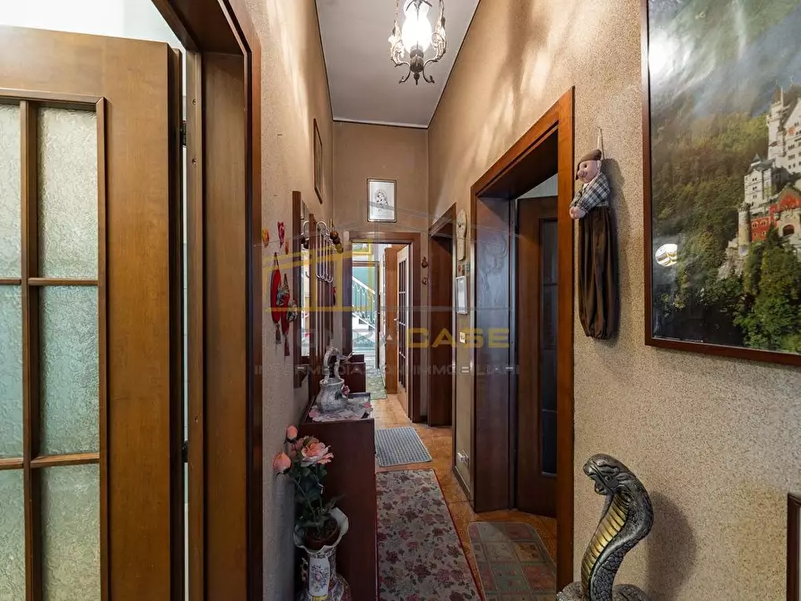 Immagine 8 di Villa in vendita  in Via Benaco 10 a Monza