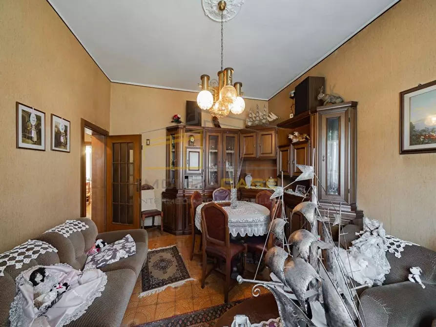 Immagine 4 di Villa in vendita  in Via Benaco 10 a Monza