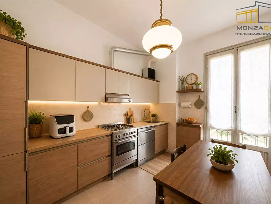 Immagine 2 di Appartamento in vendita  in Via Marelli 40 a Monza