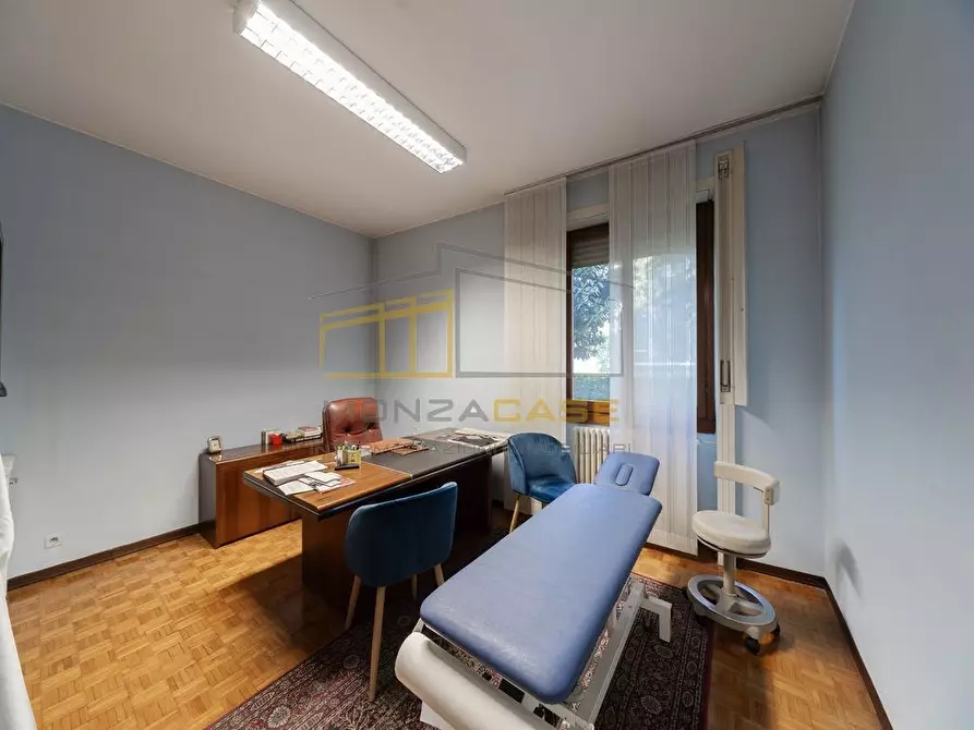Immagine 2 di Ufficio in vendita  in via toti 29 a Monza