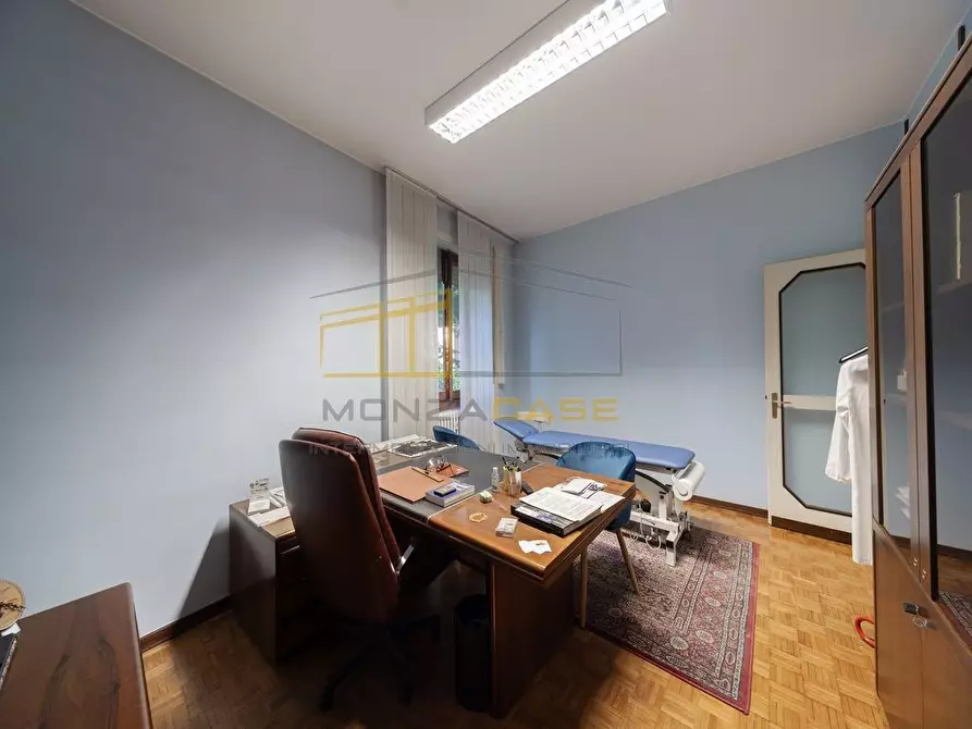 Immagine 4 di Appartamento in vendita  in via toti 29 a Monza