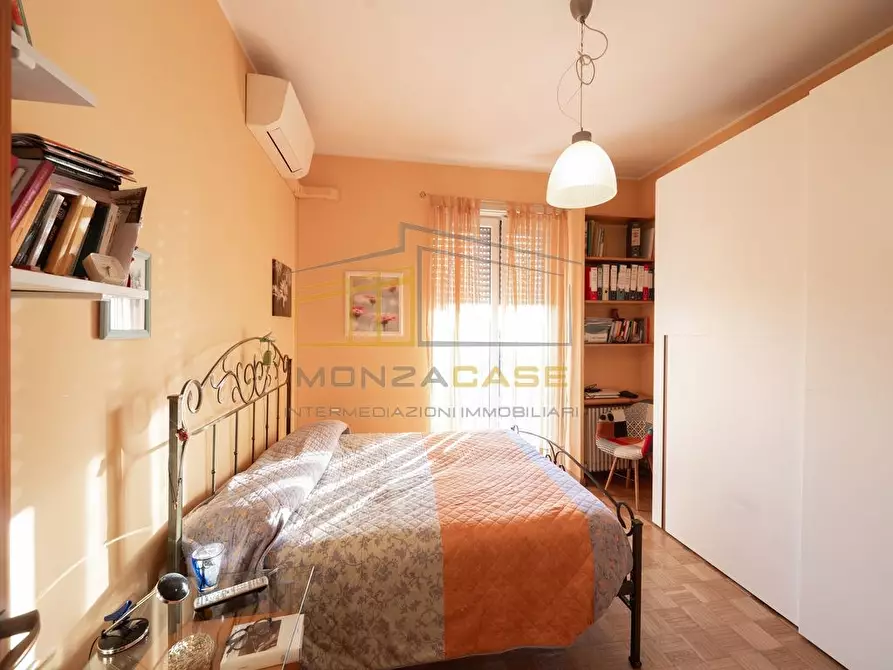 Immagine 2 di Appartamento in vendita  in Via Gallarana 40 a Monza