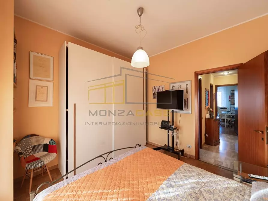 Immagine 5 di Appartamento in vendita  in Via Gallarana 40 a Monza