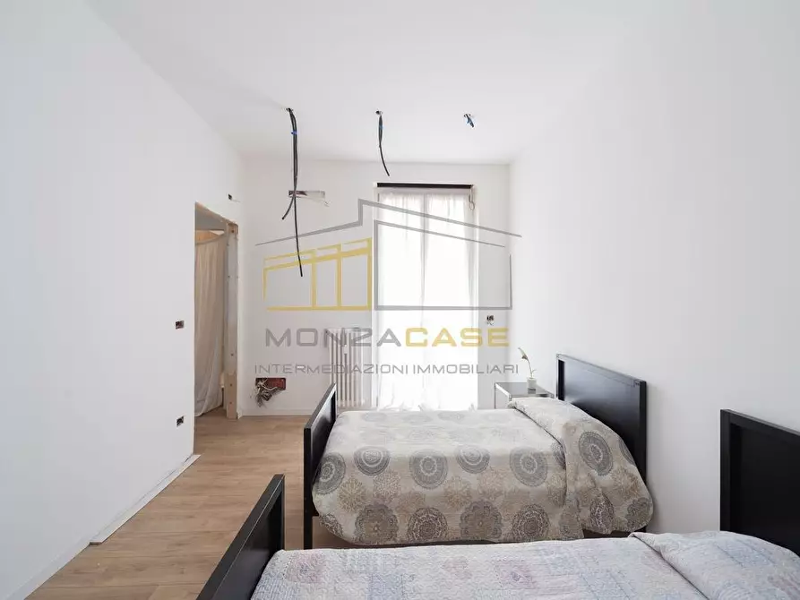 Immagine 1 di Appartamento in vendita  in via Cantore 2 a Monza