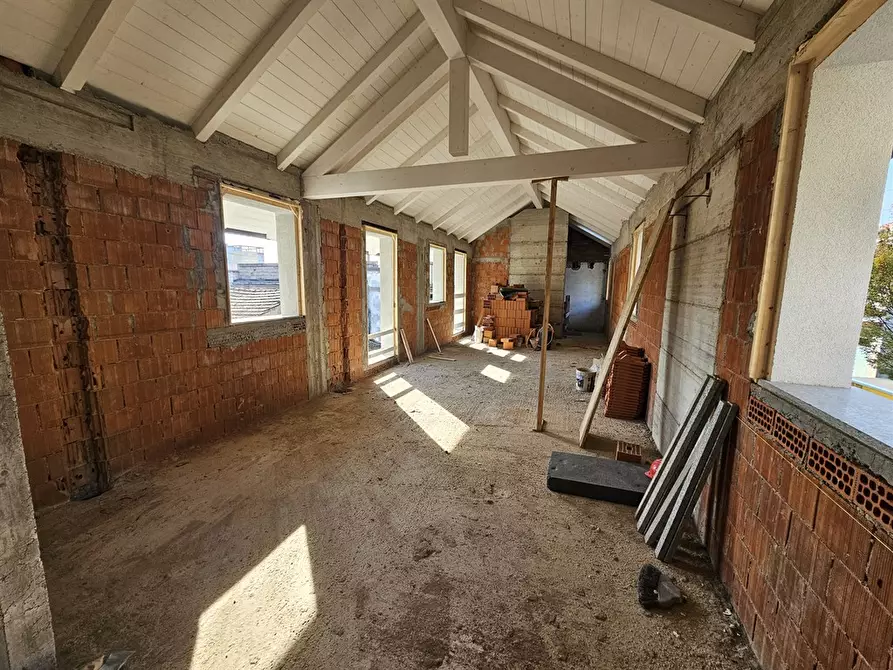 Immagine 3 di Appartamento in vendita  in via Grandi a Cabiate