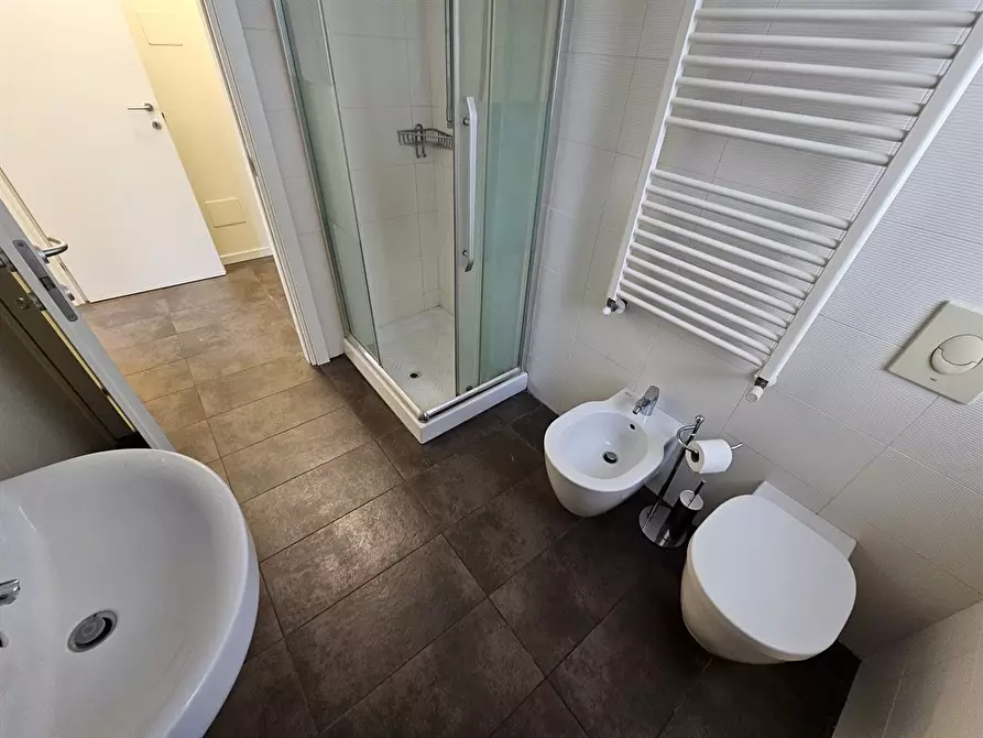 Immagine 6 di Appartamento in affitto  in via Romagna 7 a Seregno