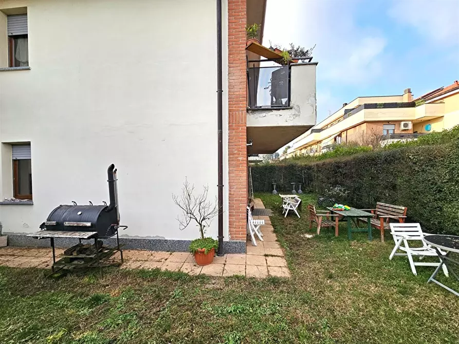 Immagine 1 di Appartamento in vendita  in Via Alberto da Giussano 37/A a Mariano Comense