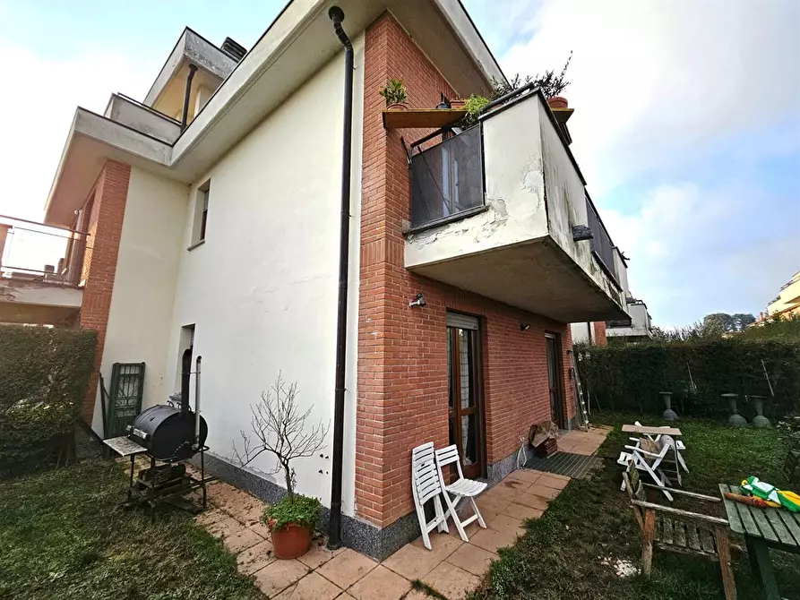 Immagine 2 di Appartamento in vendita  in Via Alberto da Giussano 37/A a Mariano Comense