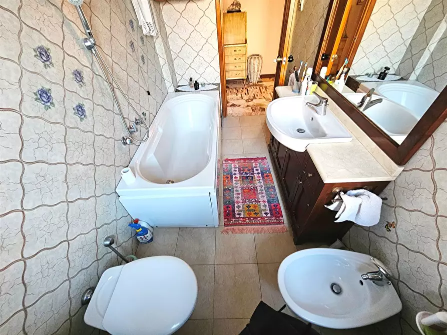 Immagine 6 di Casa indipendente in vendita  in via Manzoni 111 a Cesano Maderno