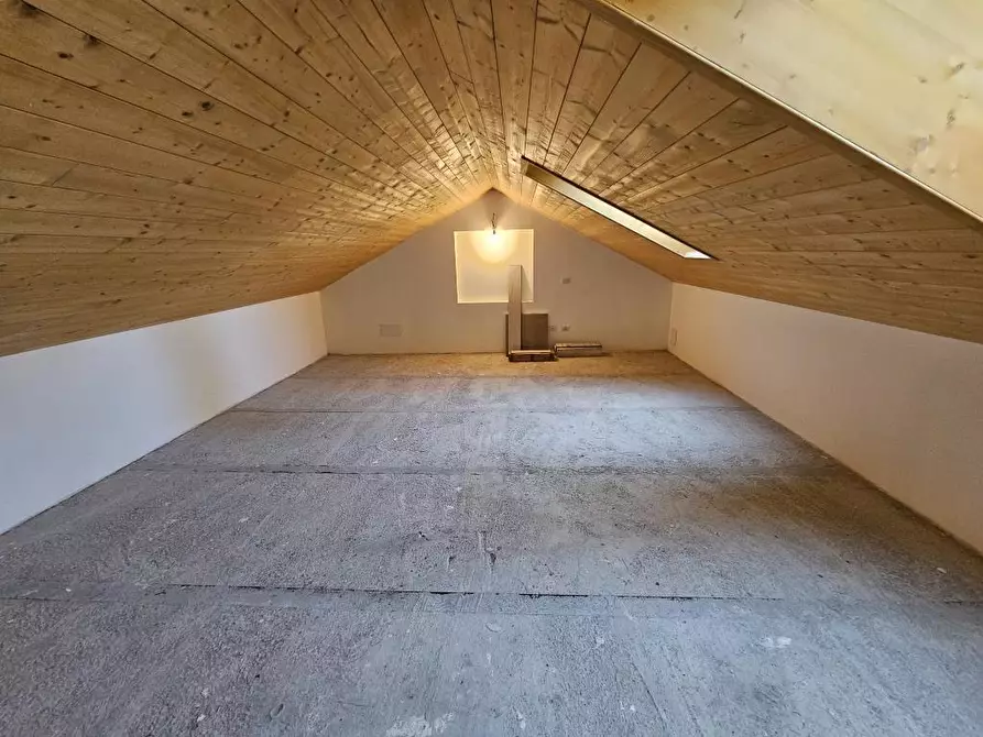 Immagine 5 di Appartamento in vendita  in Vicolo Luigi Rho 101 a Meda