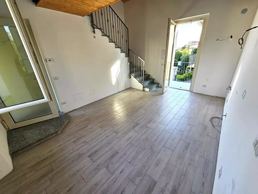 Immagine 2 di Appartamento in vendita  in Vicolo Luigi Rho 101 a Meda