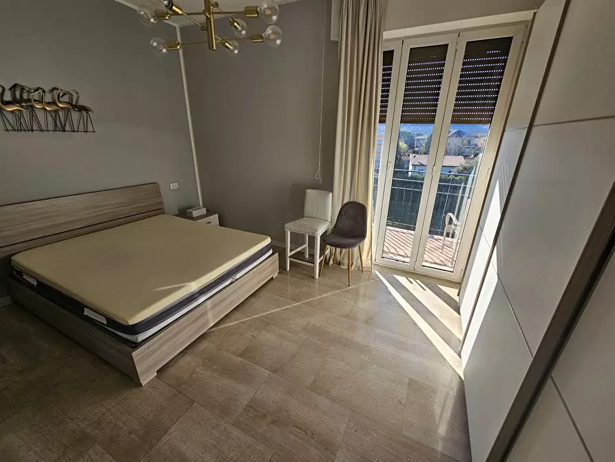 Immagine 5 di Appartamento in affitto  in via Statale per Lecco 629 a Lipomo