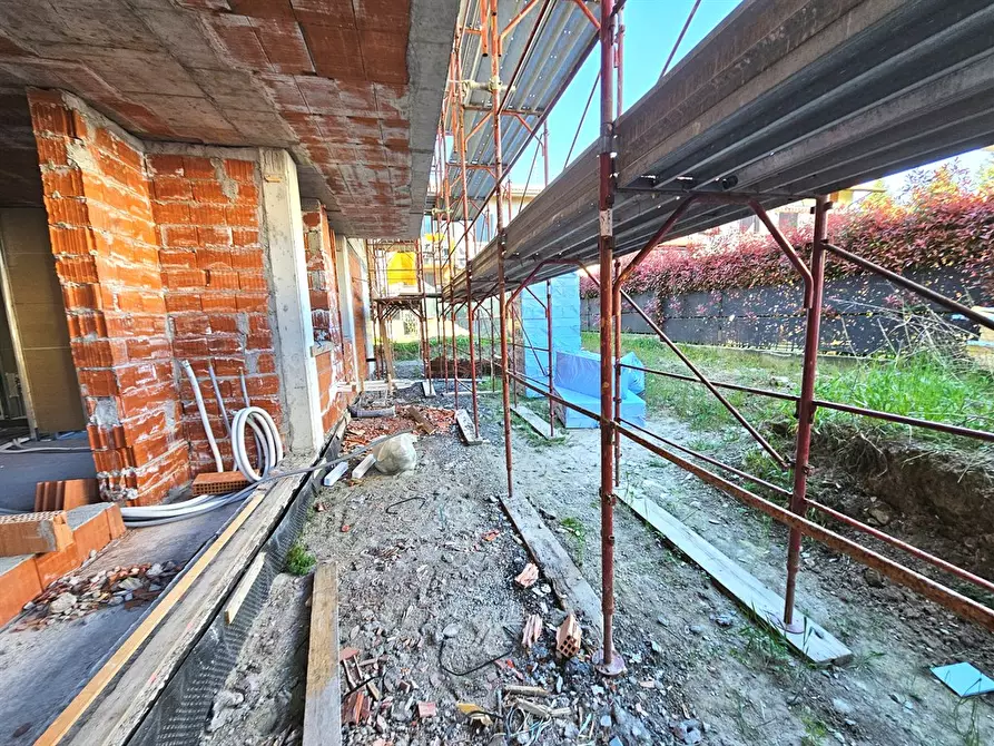 Immagine 2 di Appartamento in vendita  a Inverigo