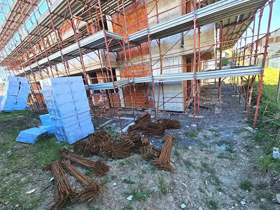 Immagine 3 di Appartamento in vendita  a Inverigo