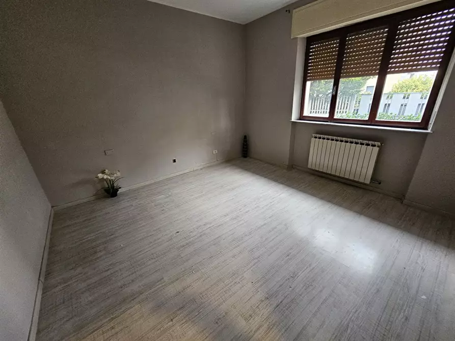 Immagine 1 di Ufficio in affitto  in Via Consorziale dei Boschi a Meda