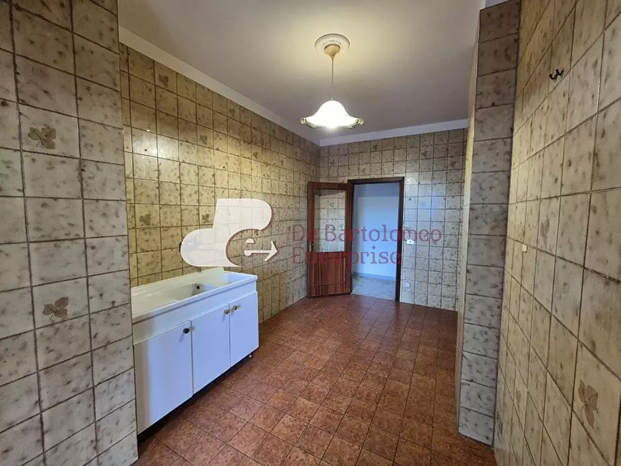 Immagine 3 di Appartamento in vendita  in Via Mitolo 23/B a Bari