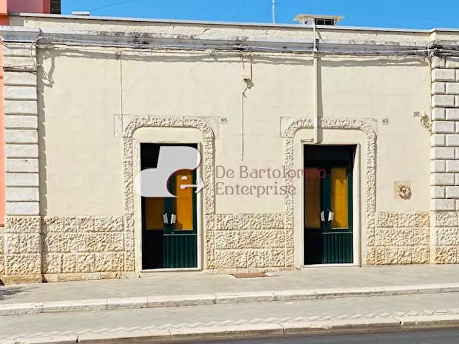 Immagine 2 di Casa indipendente in vendita  in Corso Vittorio Veneto a Adelfia