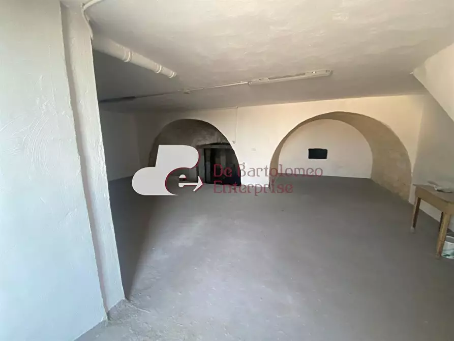 Immagine 4 di Casa indipendente in vendita  in Corso Vittorio Veneto a Adelfia